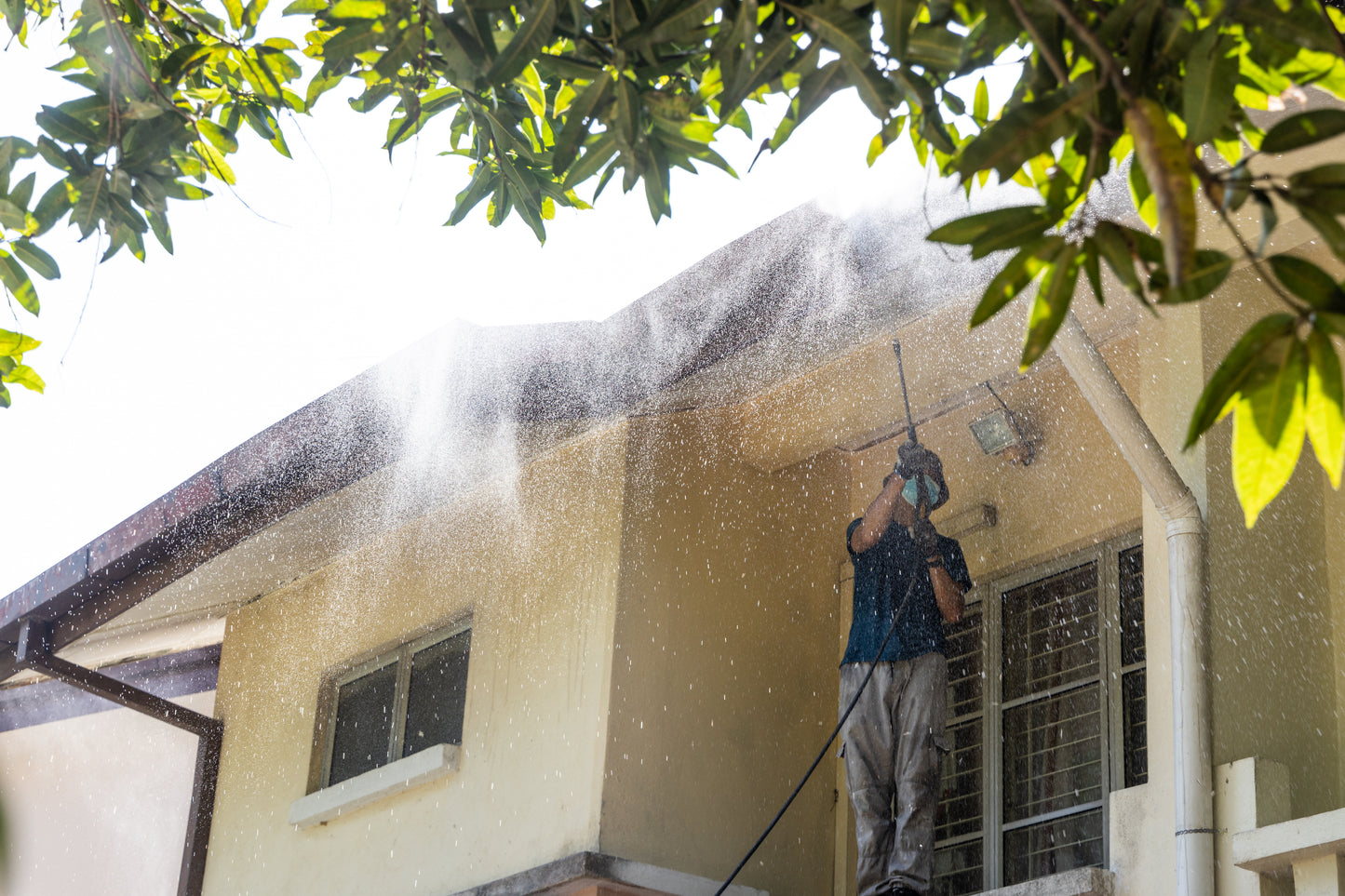 EXTERNAL HOUSE CLEANING